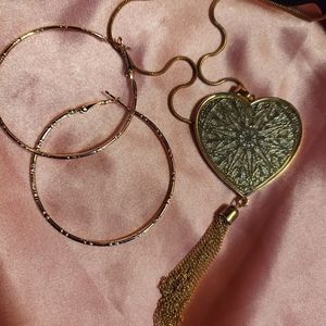 Heart necklace with hoop earrings
